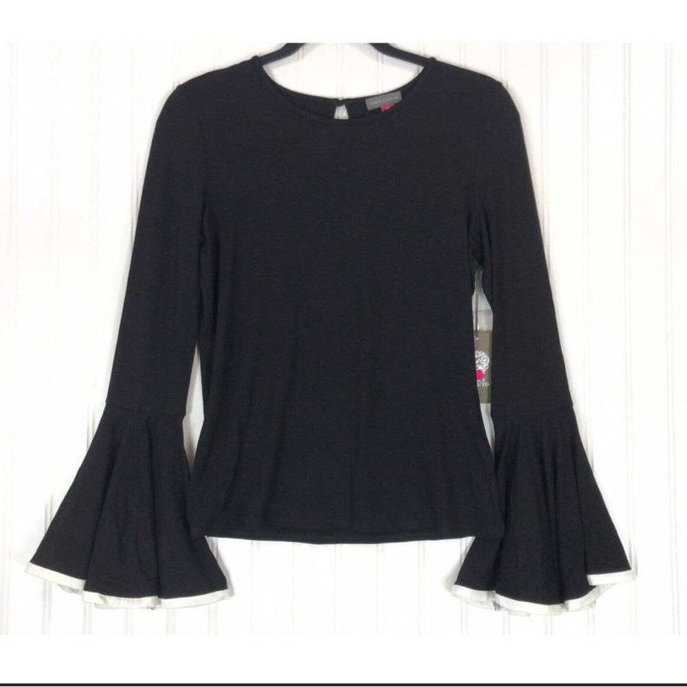 Vince Camuto top tipped bell sleeve A4062